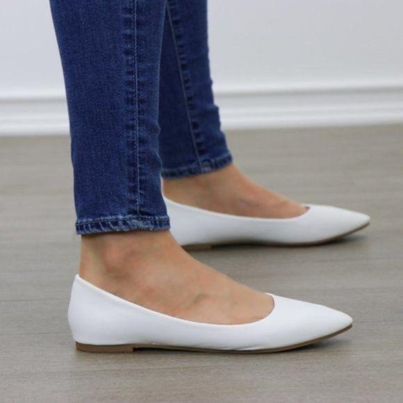 Faux Leather White Pointy Toe Flat Shoes - Picture 4 of 7